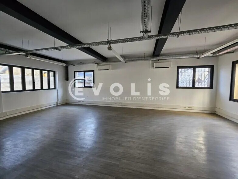 Bureau dans Montrouge à louer - Photo de l’immeuble – Image 2 sur 15
