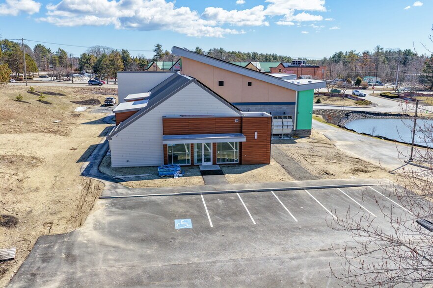 424 Payne Rd, Scarborough, ME à louer - Photo de l’immeuble – Image 3 sur 6