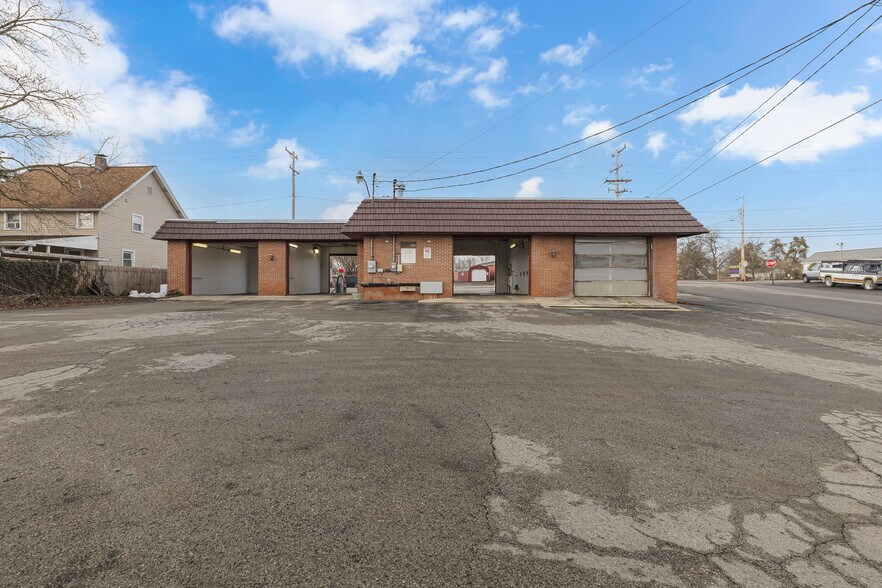 312 Darlington Rd, Beaver Falls, PA à vendre - Photo de l’immeuble – Image 3 sur 7