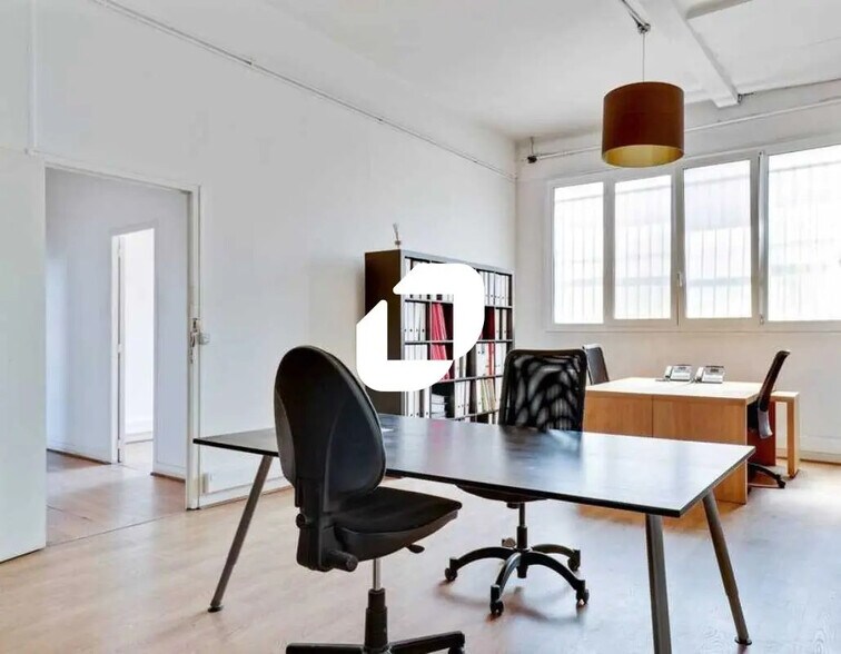 Bureau dans Bagnolet à louer - Photo de l’immeuble – Image 1 sur 14