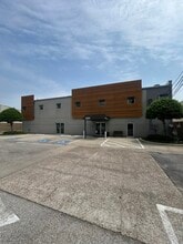 2424 W Holcombe Blvd, Houston, TX à louer Photo intérieure– Image 2 sur 13