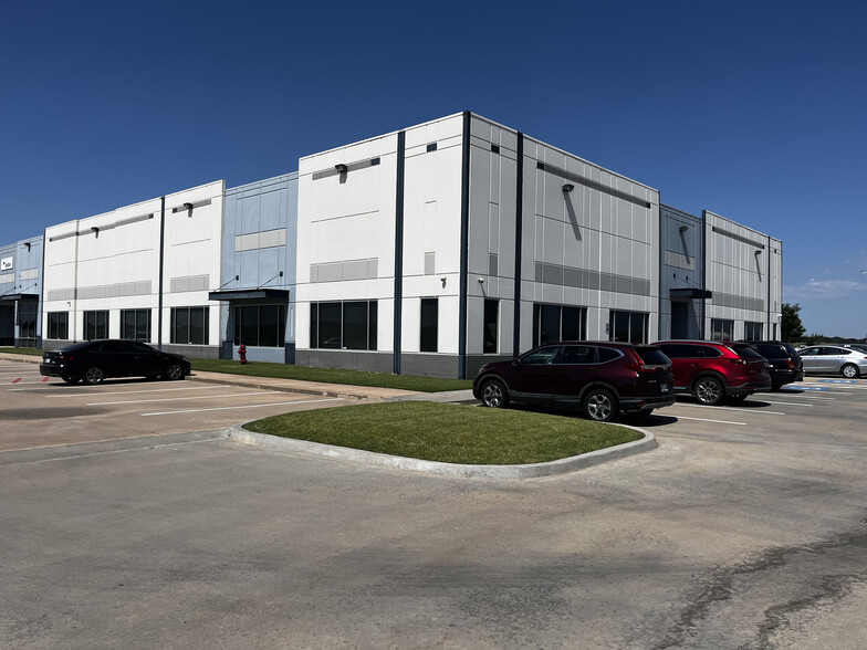 1224 SW Rex Madeira Rd, Lawton, OK à louer - Photo de l’immeuble – Image 1 sur 6