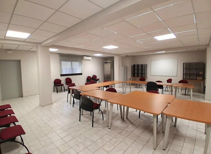 Bureau dans Mougins à vendre - Photo de l’immeuble – Image 2 sur 4