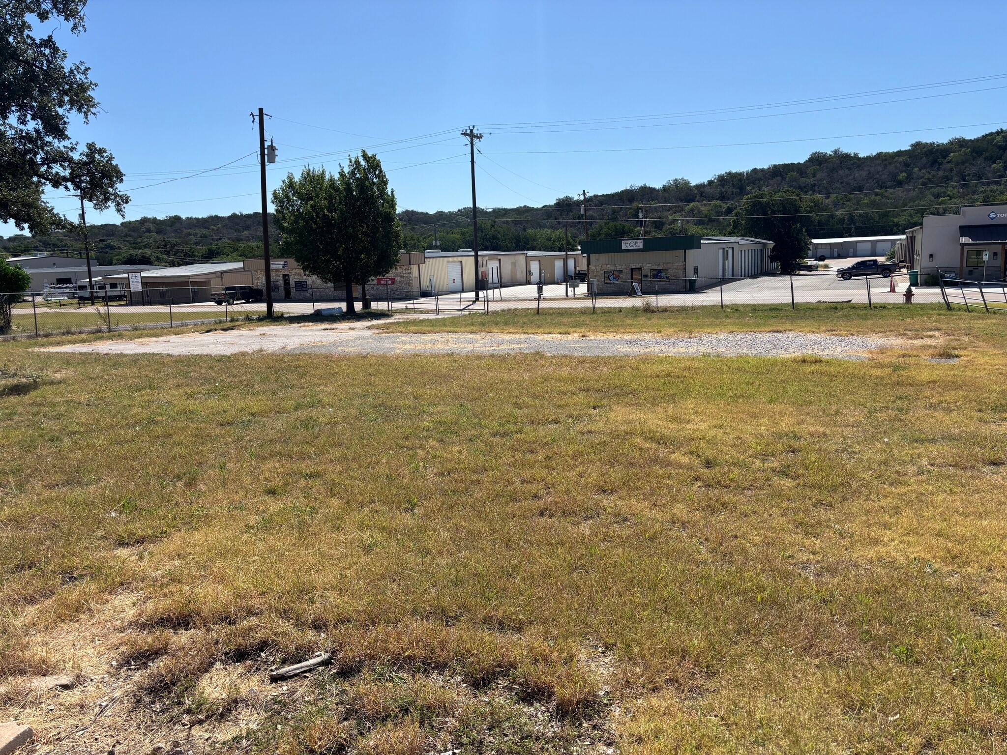 2414 Commerce St, Marble Falls, TX à louer Photo intérieure– Image 1 sur 5