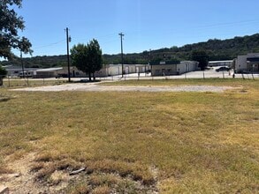 2414 Commerce St, Marble Falls, TX à louer Photo intérieure– Image 1 sur 5