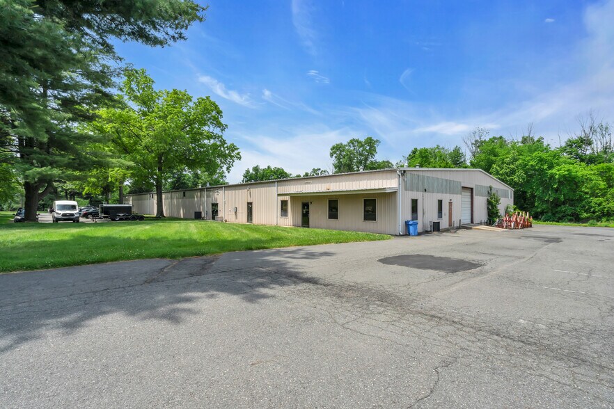 55 Route 31 S, Pennington, NJ à louer - Photo de l’immeuble – Image 2 sur 4