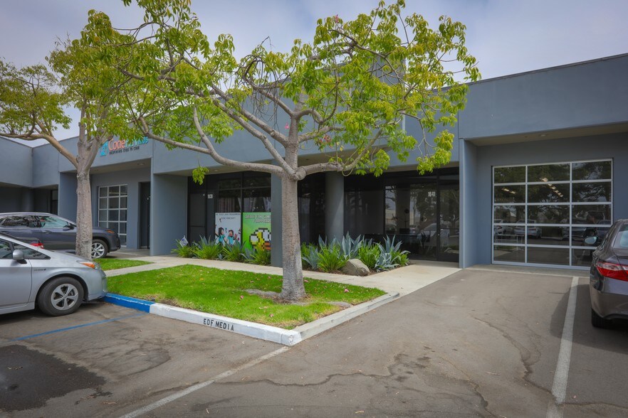 1631-1645 16th St, Santa Monica, CA à louer - Photo de l’immeuble – Image 3 sur 11