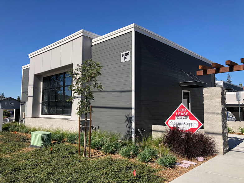 7301-7351 Camino Colegio, Rohnert Park, CA à louer - Photo de l’immeuble – Image 2 sur 6