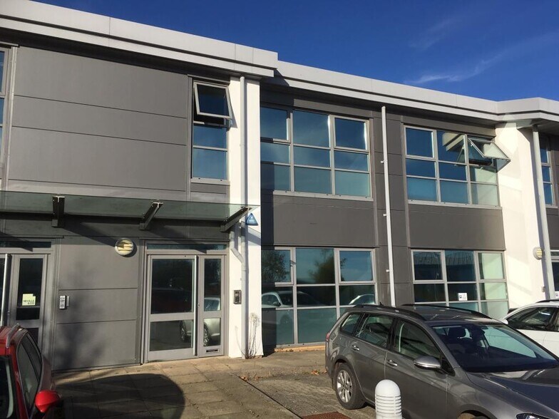 12 William Prance Rd, Plymouth à louer - Photo de l’immeuble – Image 1 sur 2
