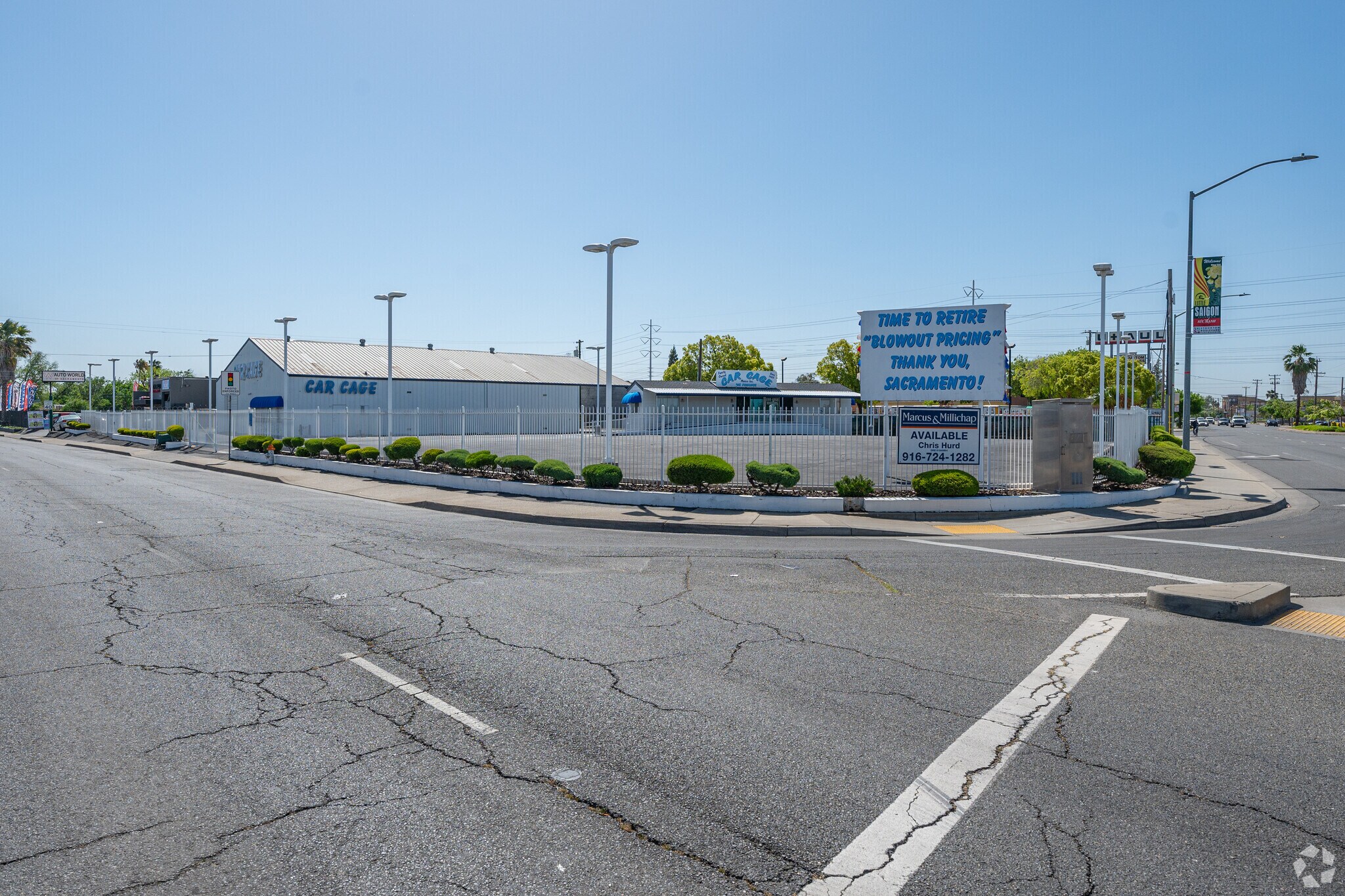 6401 Stockton Blvd, Sacramento, CA à vendre Photo de l’immeuble– Image 1 sur 13
