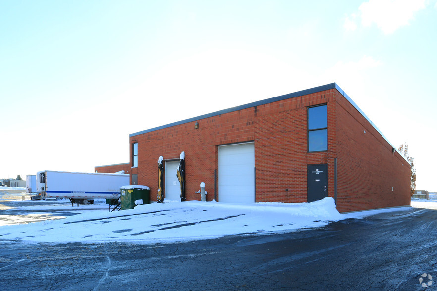 20 Steckle Pl, Kitchener, ON à louer - Photo de l’immeuble – Image 2 sur 8