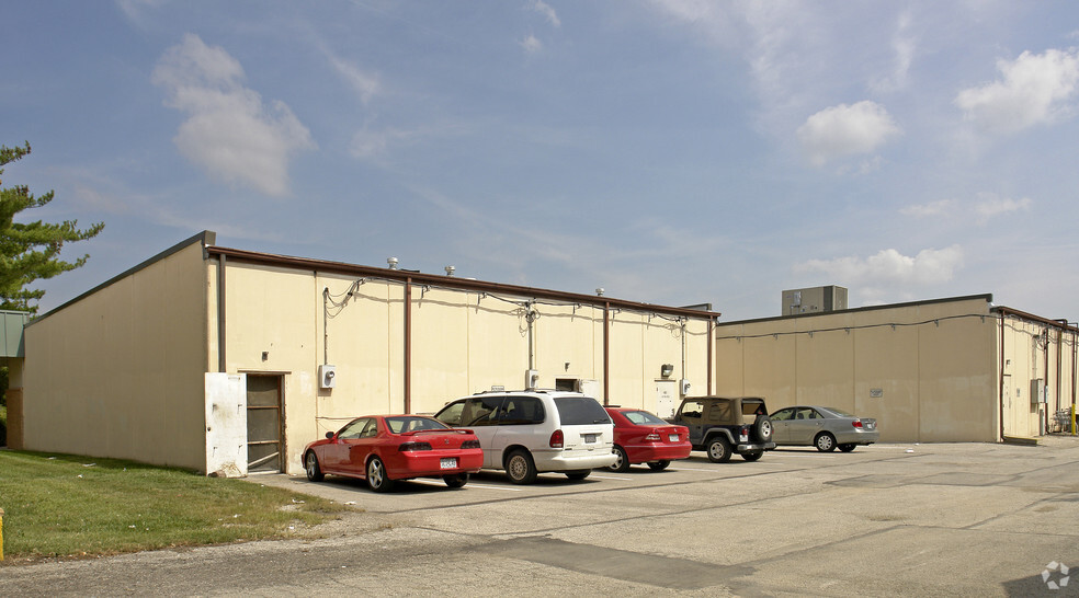 100-176 Four Seasons Shopping Ctr, Chesterfield, MO à louer - Photo de l’immeuble – Image 3 sur 8