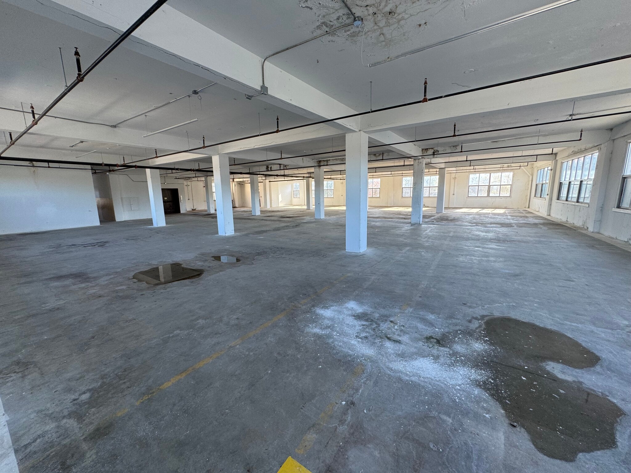 391 Lakeside Ave, Orange, NJ à louer Photo intérieure– Image 1 sur 4