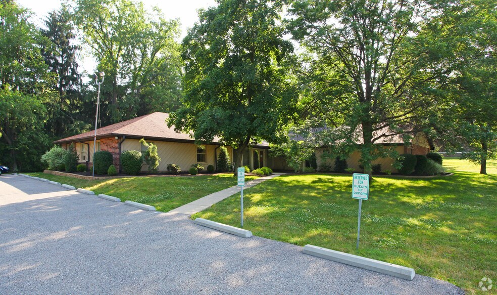 1131 Boyce Rd, Pittsburgh, PA à louer - Photo de l’immeuble – Image 2 sur 5