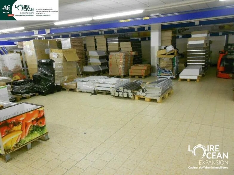 Local commercial dans Saint-Étienne-de-Montluc à louer - Photo intérieure – Image 3 sur 5