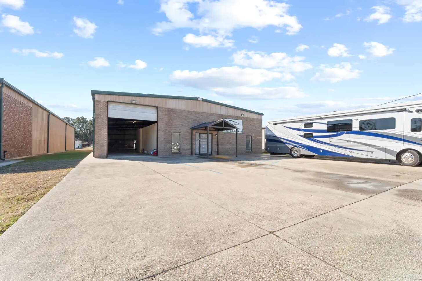 1123 E Highway 30, Gonzales, LA à vendre Photo principale– Image 1 sur 3