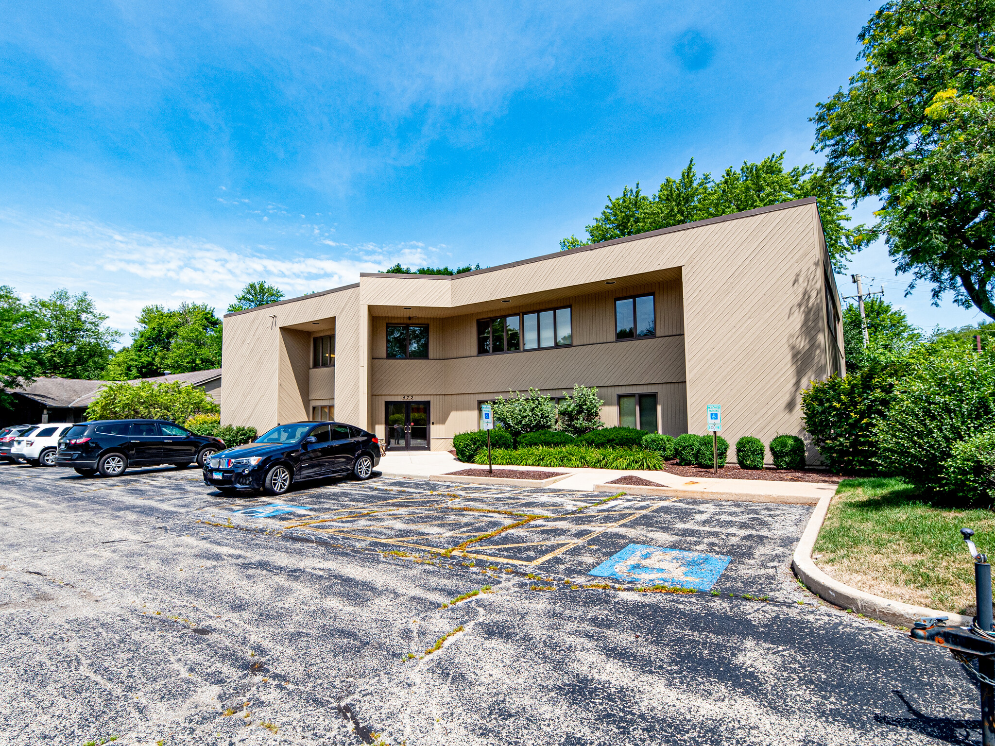 472 N McLean Blvd, Elgin, IL à vendre Photo principale– Image 1 sur 2
