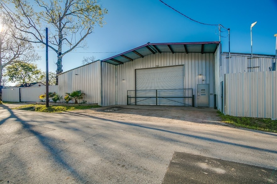 1212 E 28th St, Houston, TX à vendre - Photo principale – Image 2 sur 36