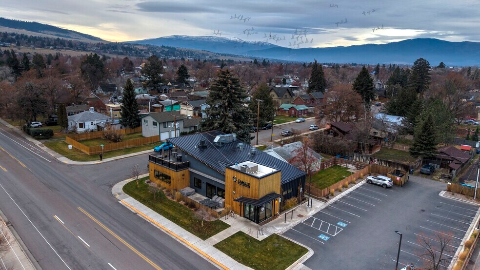 2413 S Higgins Ave, Missoula, MT à vendre - Photo de l’immeuble – Image 2 sur 46