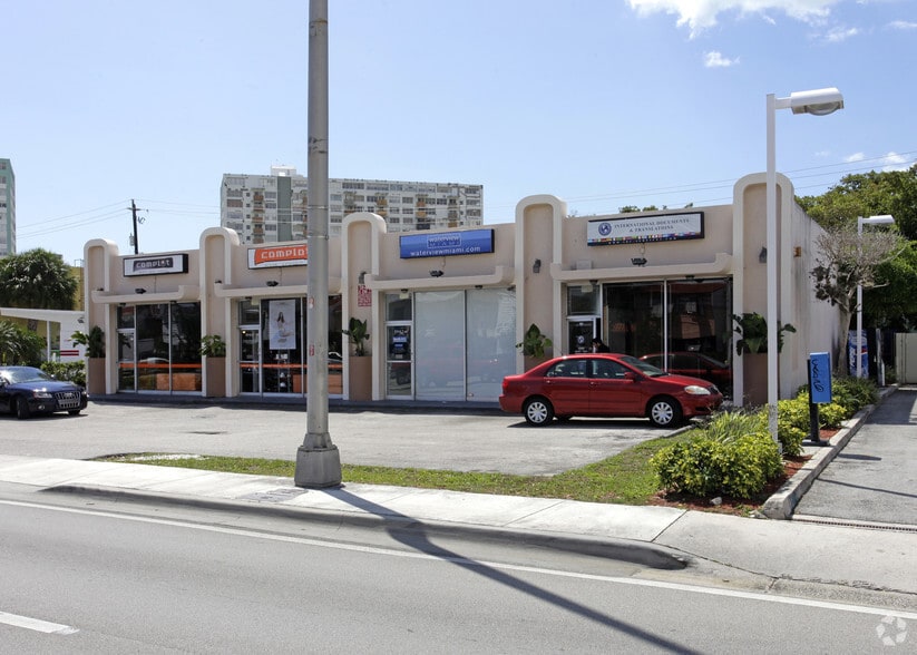 1940-1946 NE 123rd St, North Miami, FL à louer - Photo de l’immeuble – Image 3 sur 3