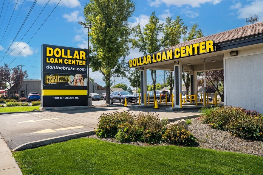 1401 12th Ave Rd, Nampa, ID à vendre - Photo de l’immeuble – Image 2 sur 6