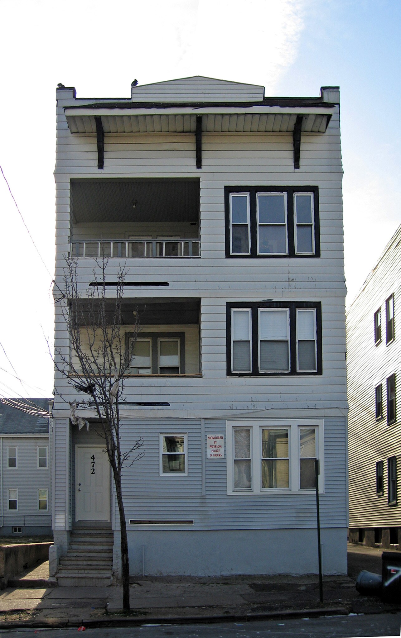 472 10th Ave, Paterson, NJ à vendre Photo principale– Image 1 sur 2