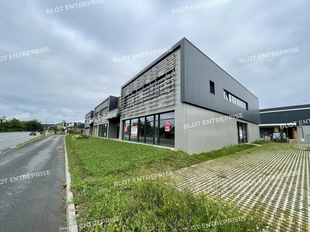 Local commercial dans Landerneau à louer Photo de l’immeuble– Image 1 sur 13