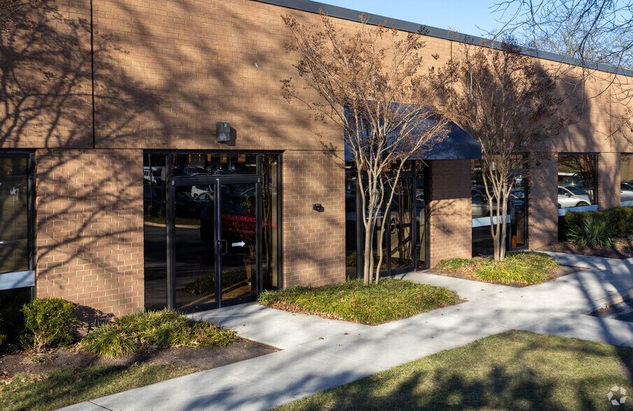 9180 Rumsey Rd, Columbia, MD à louer - Photo de l’immeuble – Image 3 sur 18