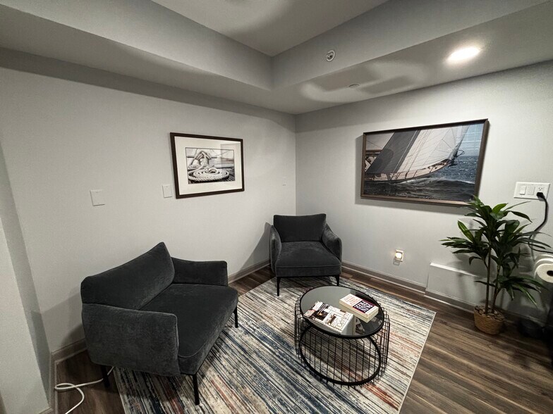 645-647 Ridgely Ave, Annapolis, MD à louer - Photo de l’immeuble – Image 3 sur 8