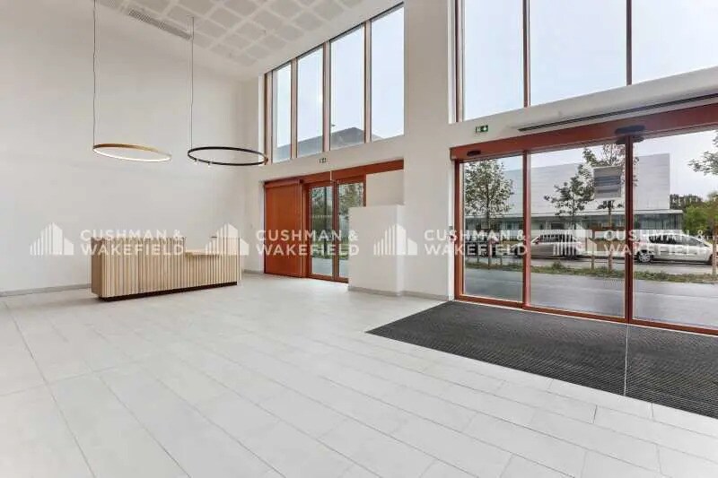 Bureau dans Palaiseau à louer - Photo de l’immeuble – Image 2 sur 12