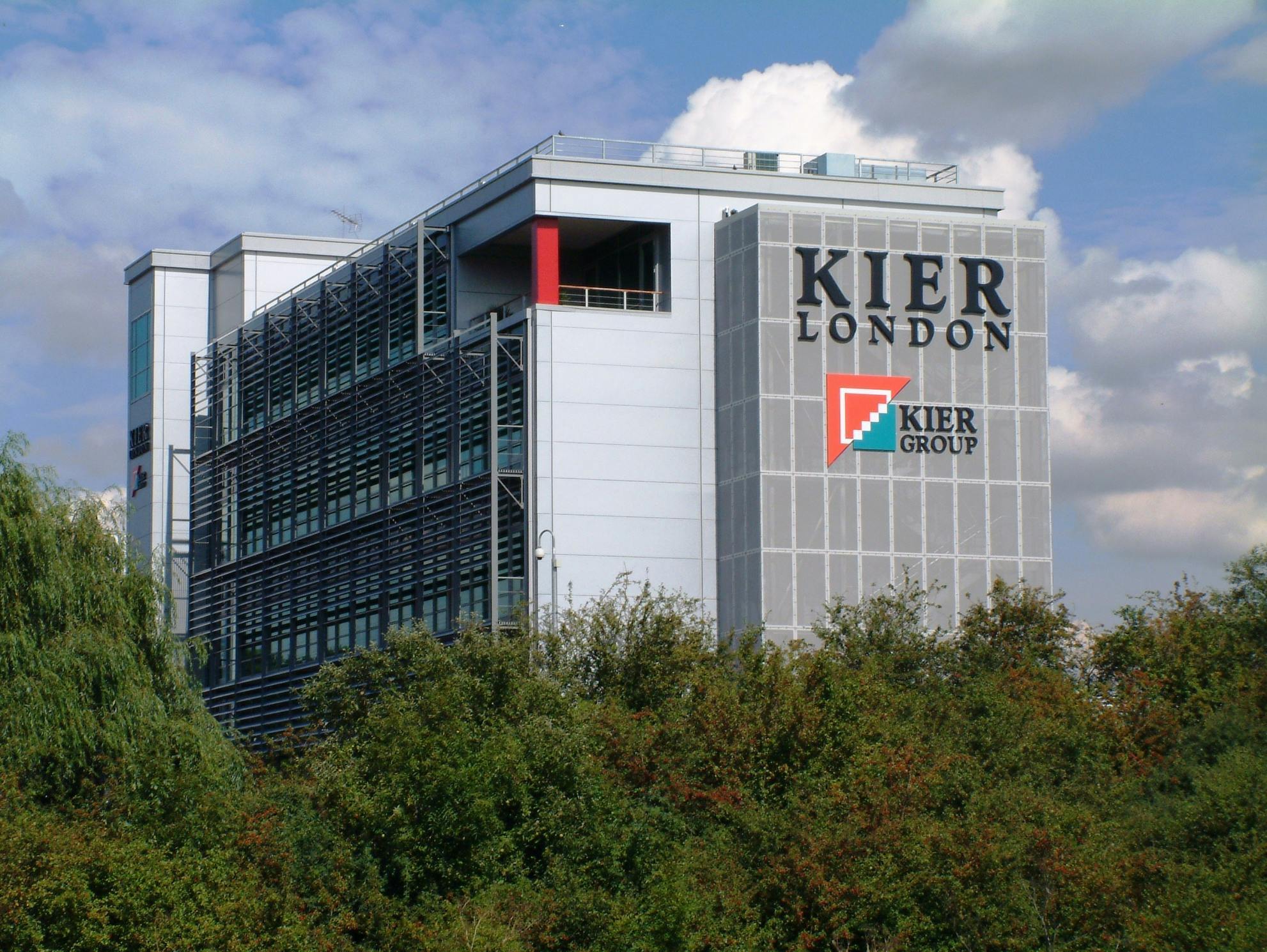 2 Langston Rd, Loughton à louer Photo de l’immeuble– Image 1 sur 4