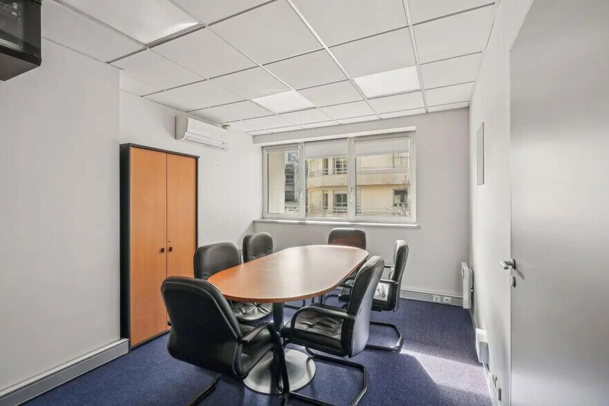 19 Rue Diderot, Issy-les-Moulineaux à louer - Photo de l’immeuble – Image 2 sur 13