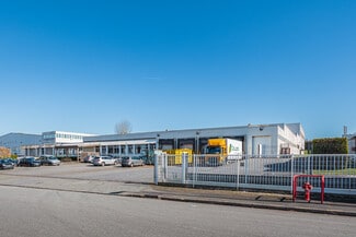 Plus de détails pour 3 Rue Du Duremont, Neuville-en-Ferrain - Industriel/Logistique à vendre