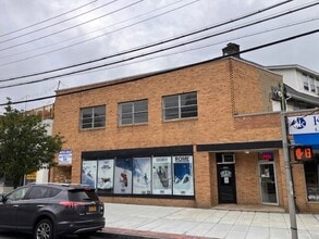 371-377 Mamaroneck Ave, White Plains, NY à louer Photo de l’immeuble– Image 1 sur 7