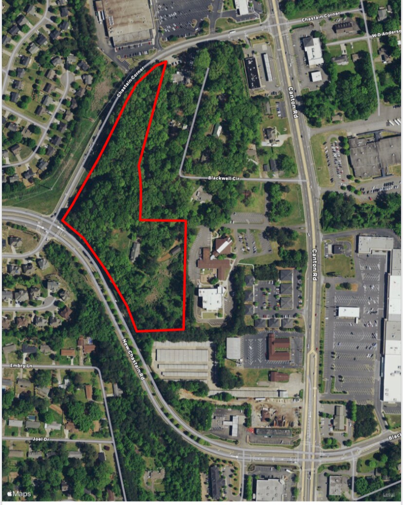 700 Chastain Cor, Marietta, GA à vendre Photo principale– Image 1 sur 10