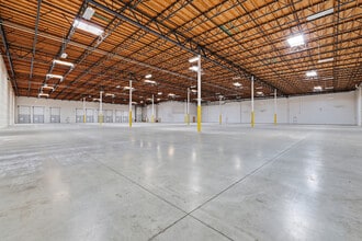 8670 Fruitridge Rd, Sacramento, CA à louer Photo intérieure– Image 1 sur 2