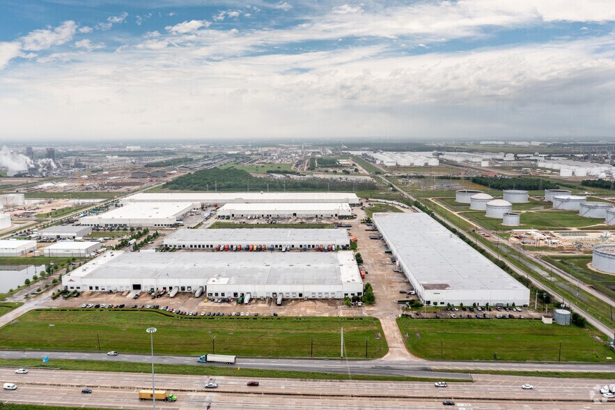 3003 Hwy 225 Fwy, Pasadena, TX à louer - Aérien – Image 3 sur 7