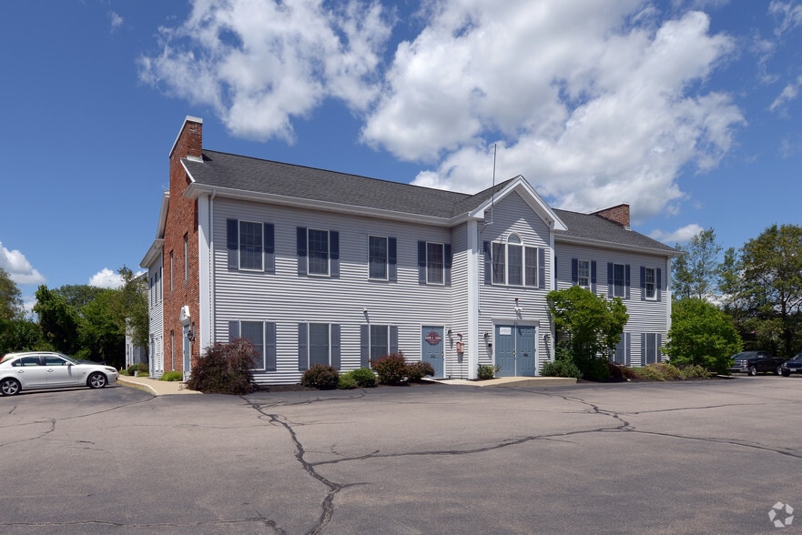 844 Franklin St, Wrentham, MA à vendre - Photo principale – Image 1 sur 9