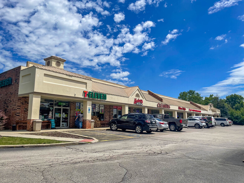 600 E Main St, Lake Zurich, IL à louer - Photo de l’immeuble – Image 1 sur 3