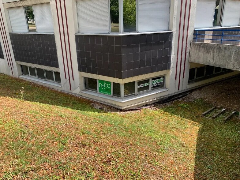 Bureau dans Dijon à vendre - Photo de l’immeuble – Image 2 sur 7