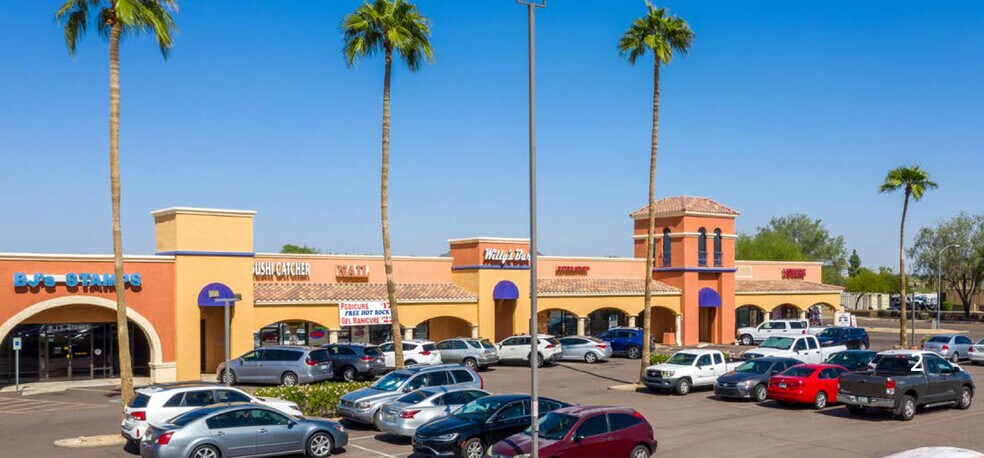 6300-6390 W Bell Rd, Glendale, AZ à louer - Photo de l’immeuble – Image 2 sur 7