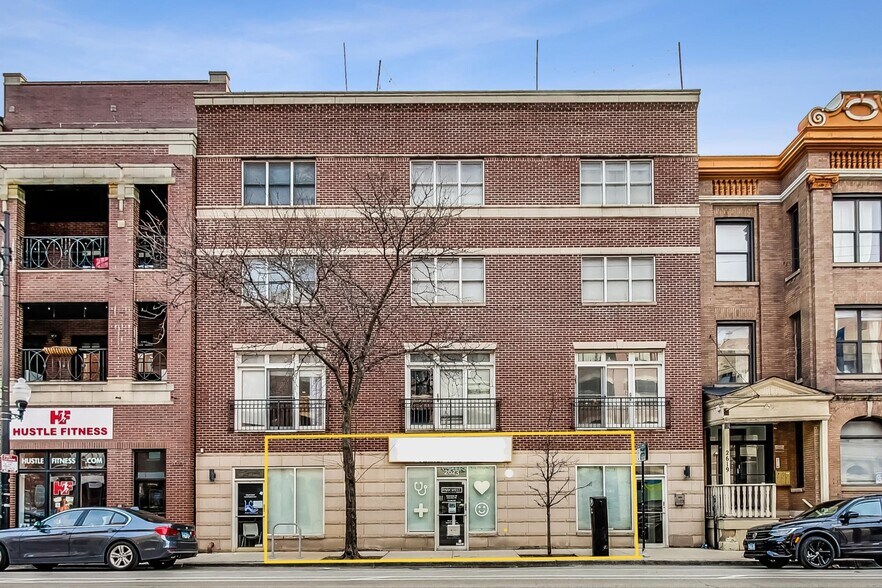 2623 N Halsted St, Chicago, IL à louer - Photo de l’immeuble – Image 1 sur 12