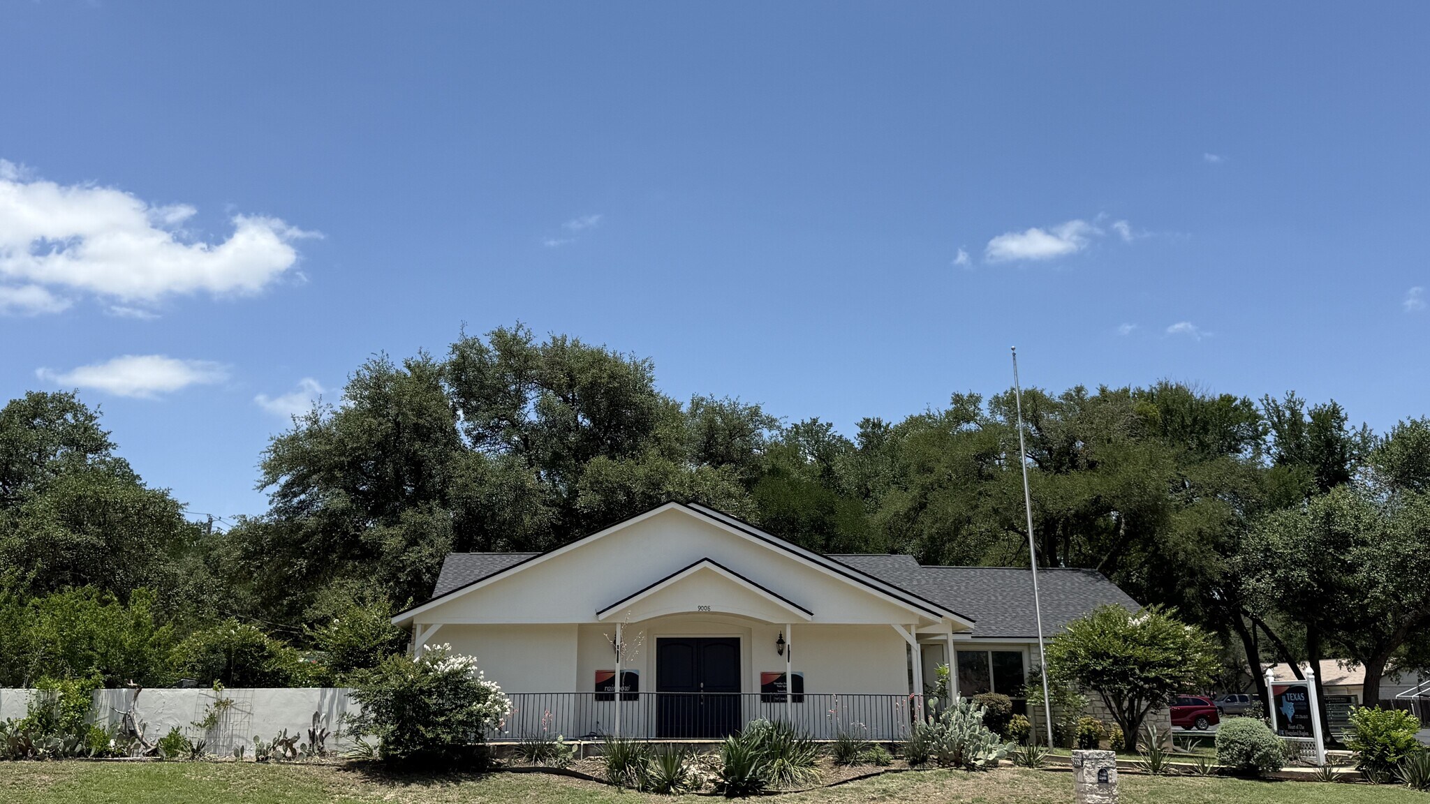 9008 Anderson Mill Rd, Austin, TX à louer Photo de l’immeuble– Image 1 sur 12