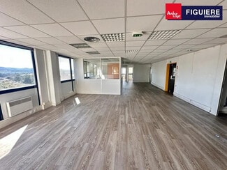 Plus de détails pour 511 Route De La Seds, Vitrolles - Bureau à louer