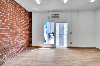 14526 Haynes St, Van Nuys, CA à louer Photo intérieure– Image 2 sur 4