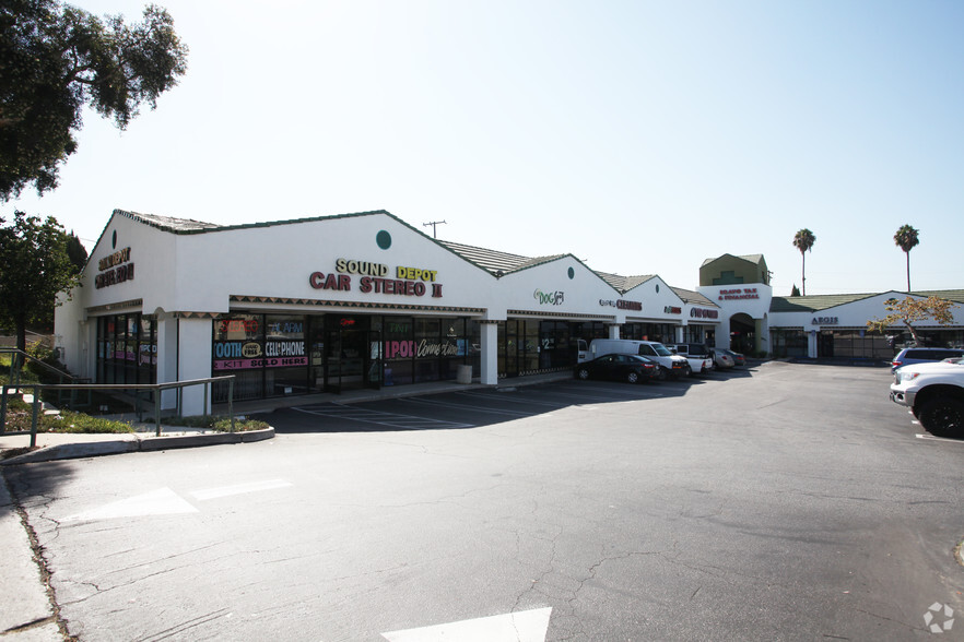 14210 Imperial Hwy, La Mirada, CA à louer - Photo principale – Image 1 sur 3