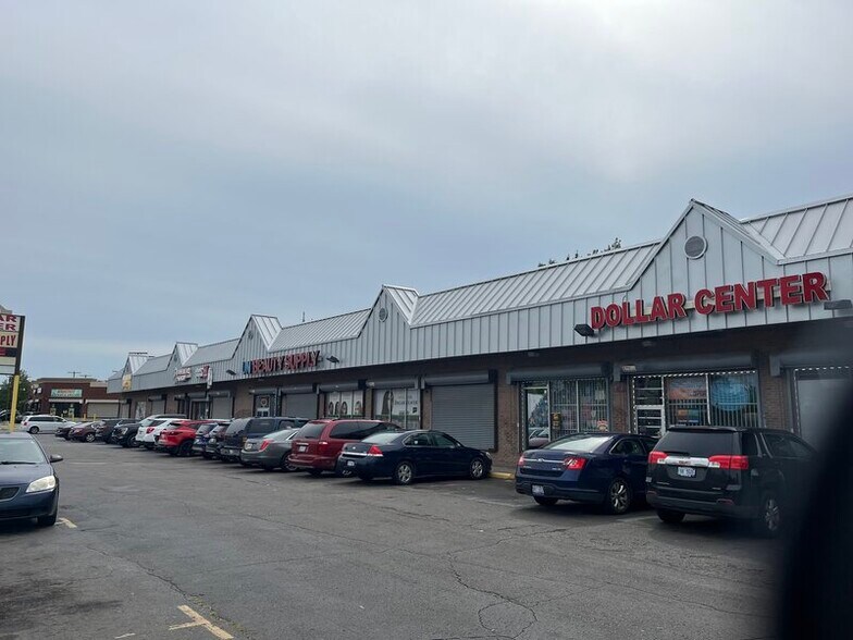 7611-7661 Gratiot Ave, Detroit, MI à louer - Photo de l’immeuble – Image 3 sur 6