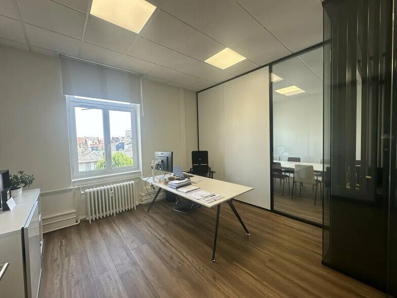 Bureau dans Strasbourg à louer - Photo de l’immeuble – Image 3 sur 6