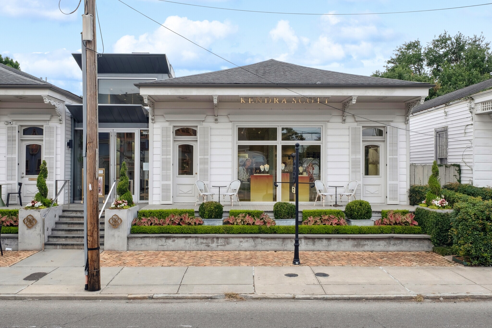 5757 Magazine St, New Orleans, LA à louer Photo de l’immeuble– Image 1 sur 8
