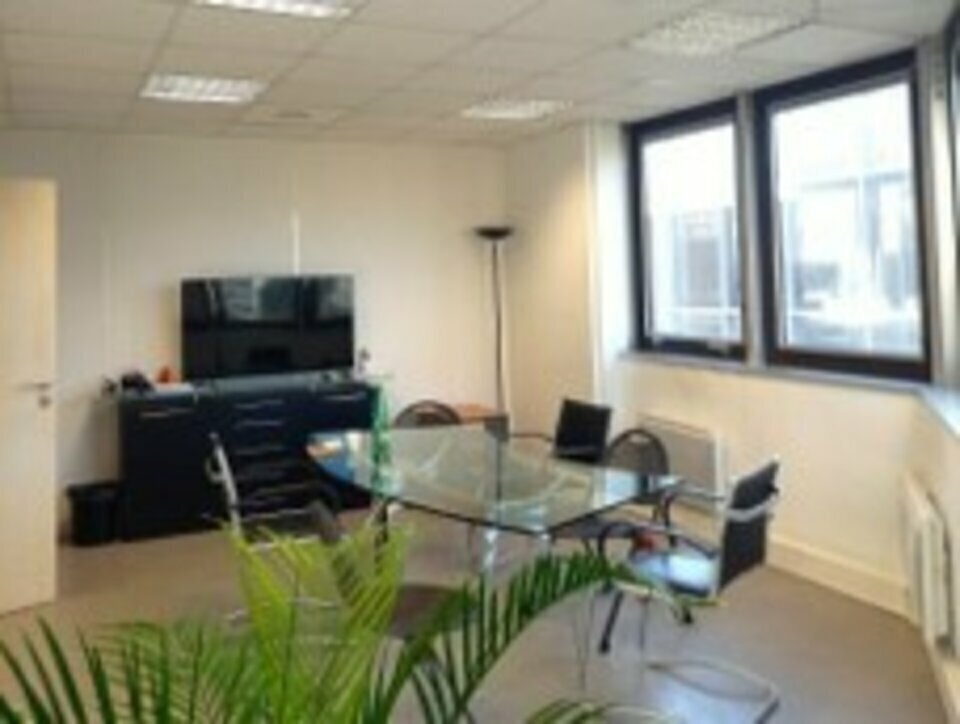 Bureau dans Bruges à louer Photo intérieure– Image 1 sur 4